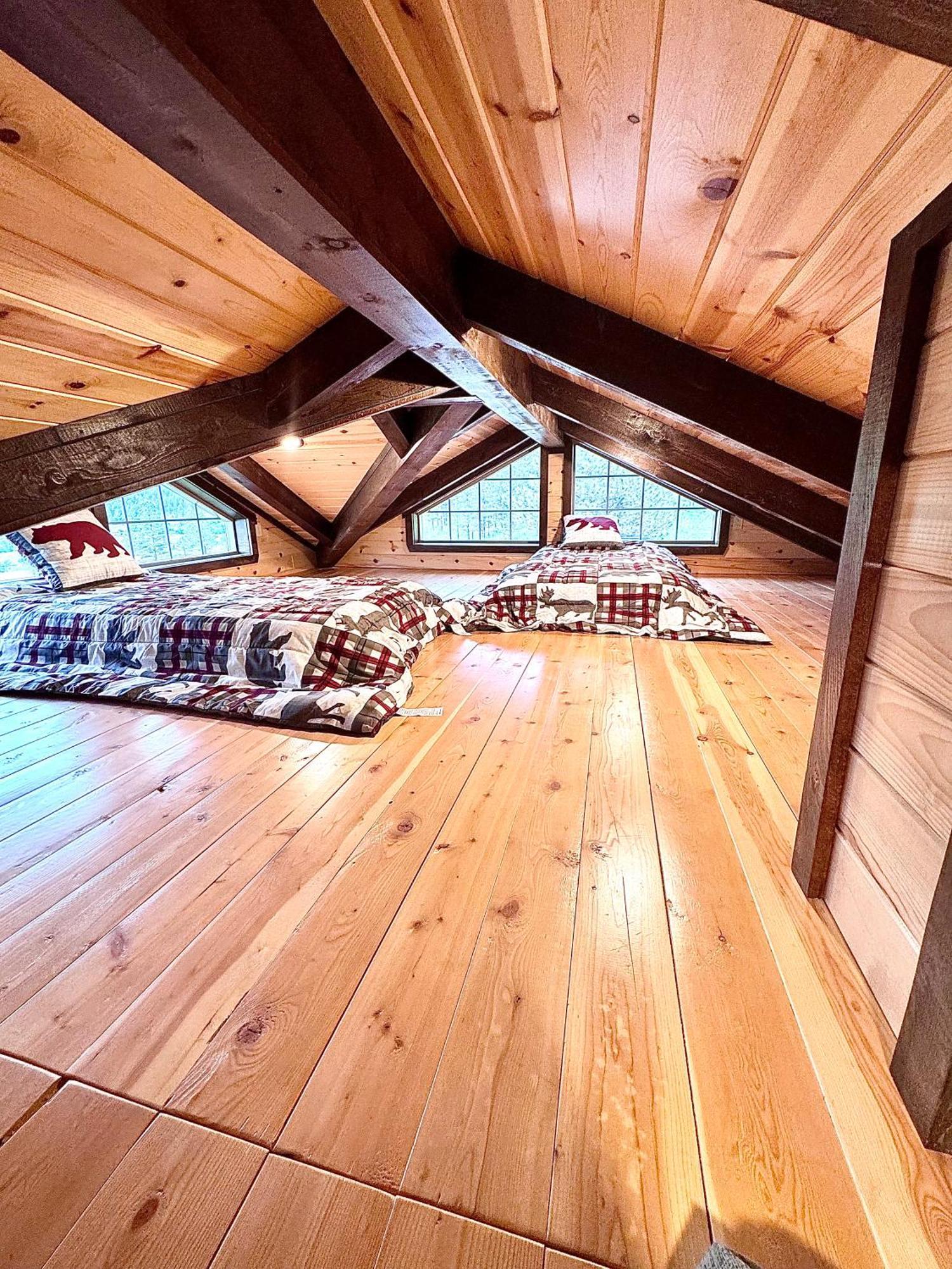 The At Lodge *